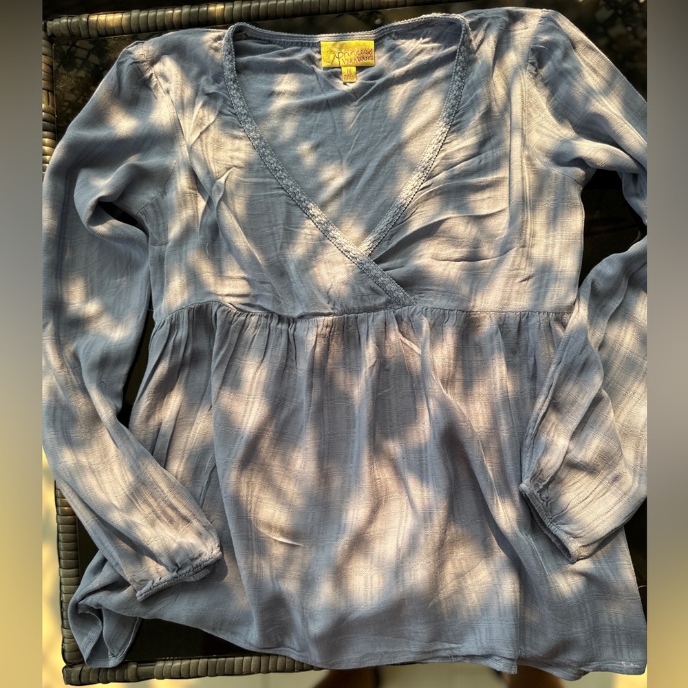 Princess Vera Wang Light Blue Blouse
